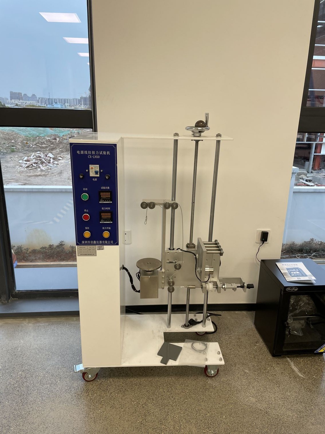 電源線拉扭試驗機 電源線拉扭試驗機